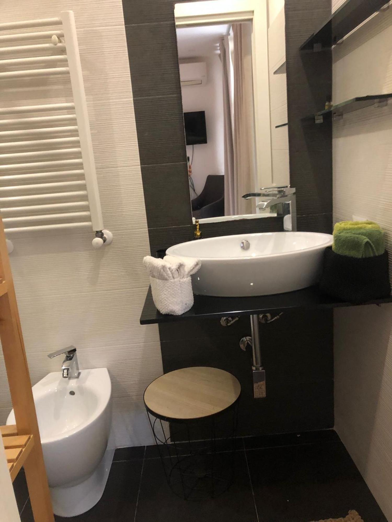 Room Mondello 5 Ngoại thất bức ảnh